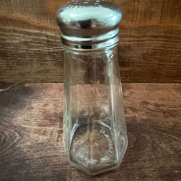Other - Vintage Clear Glass Octagonal Shaker‎ Stainless Steel Lid Made in Taiwan